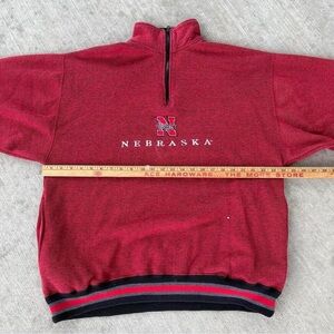 Men’s large Nebraska QZ